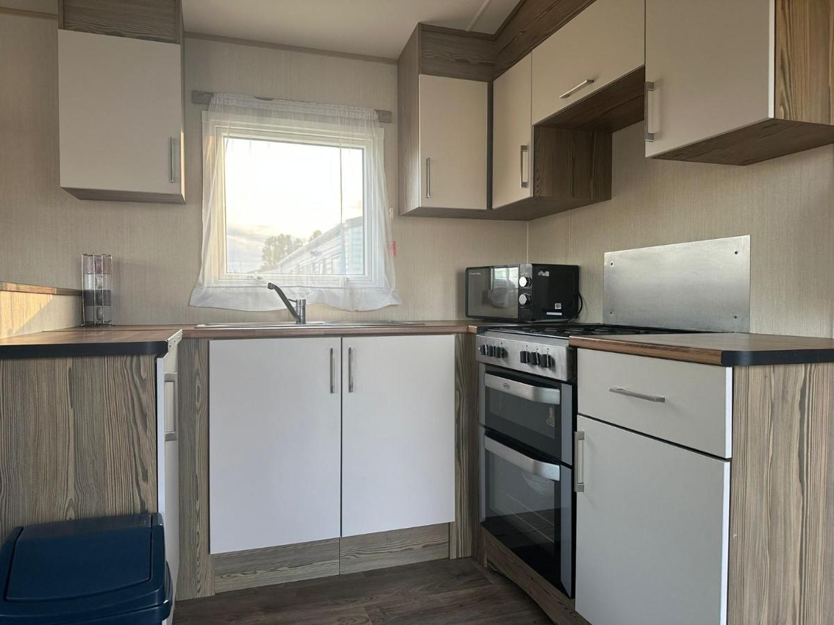 Seawick 2-Bed 6 Berth Caravan With Free Wifi Villa แคลกตัน-ออน-ซี ภายนอก รูปภาพ