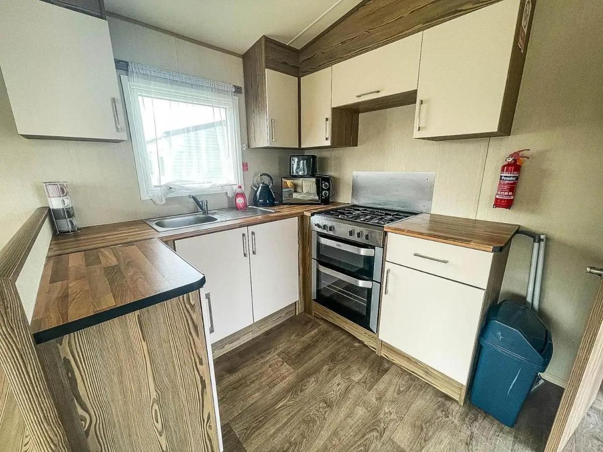 Seawick 2-Bed 6 Berth Caravan With Free Wifi Villa แคลกตัน-ออน-ซี ภายนอก รูปภาพ